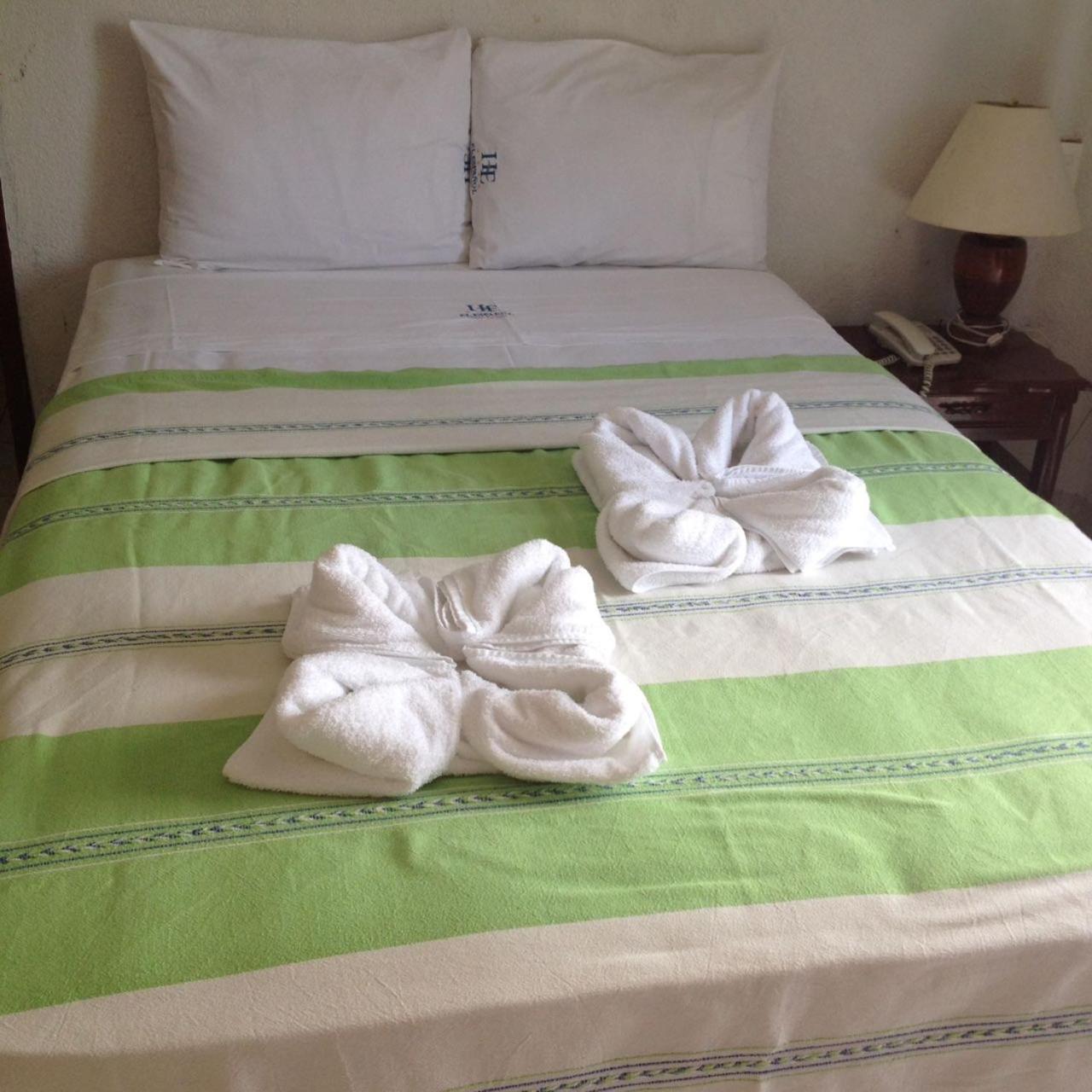 Hotel El Espanol Centro Historico ميريدا المظهر الخارجي الصورة